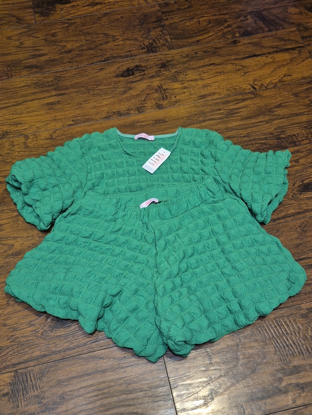Itzy Ritzy Green Textured Two-Piece Set - Picture 4 of 4